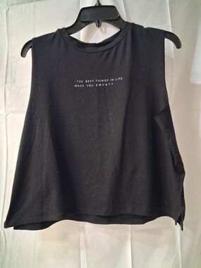 Women’s Black Sleeveless Workout Tank Top